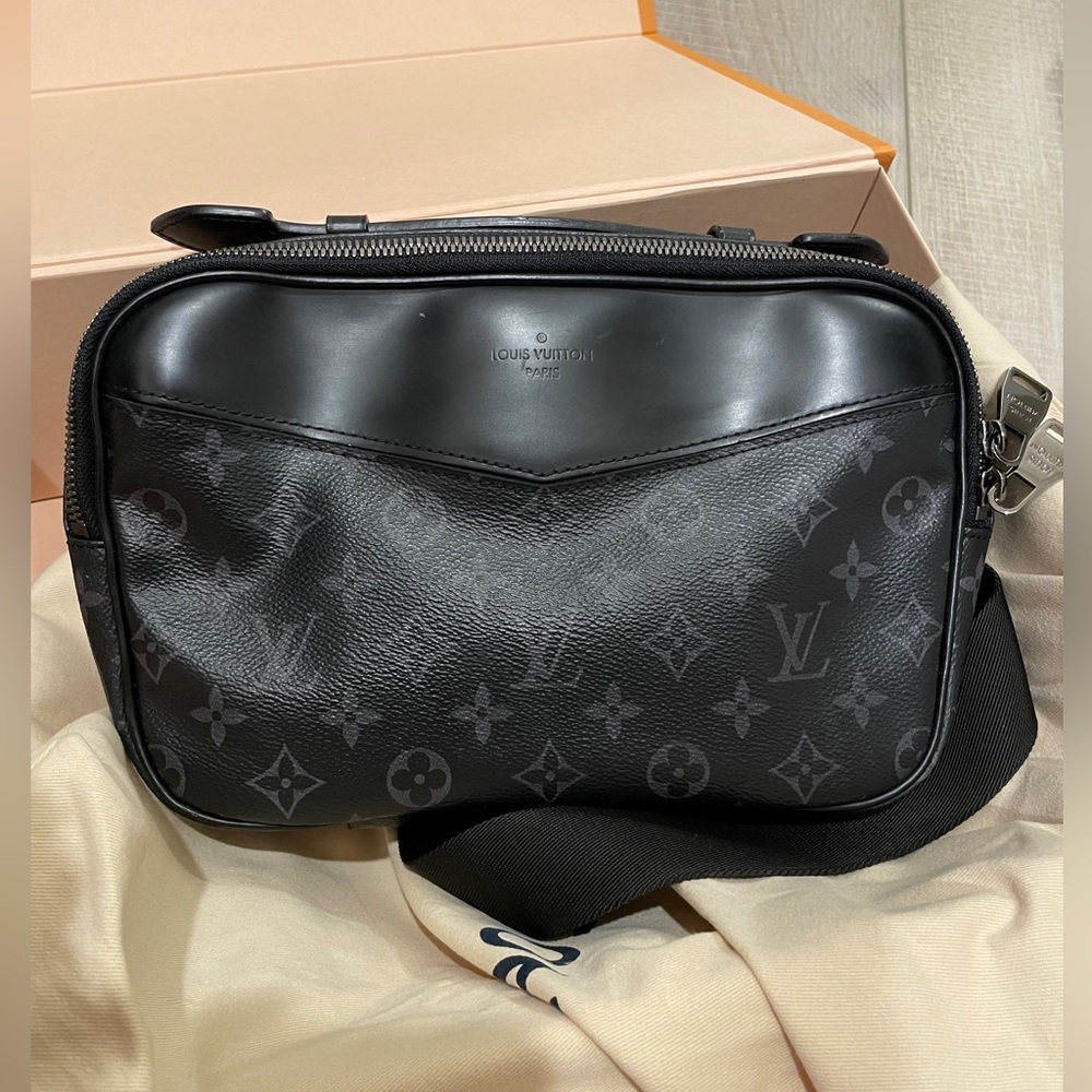 Louis Vuitton Monogram Eclipse Bum Bag M42906